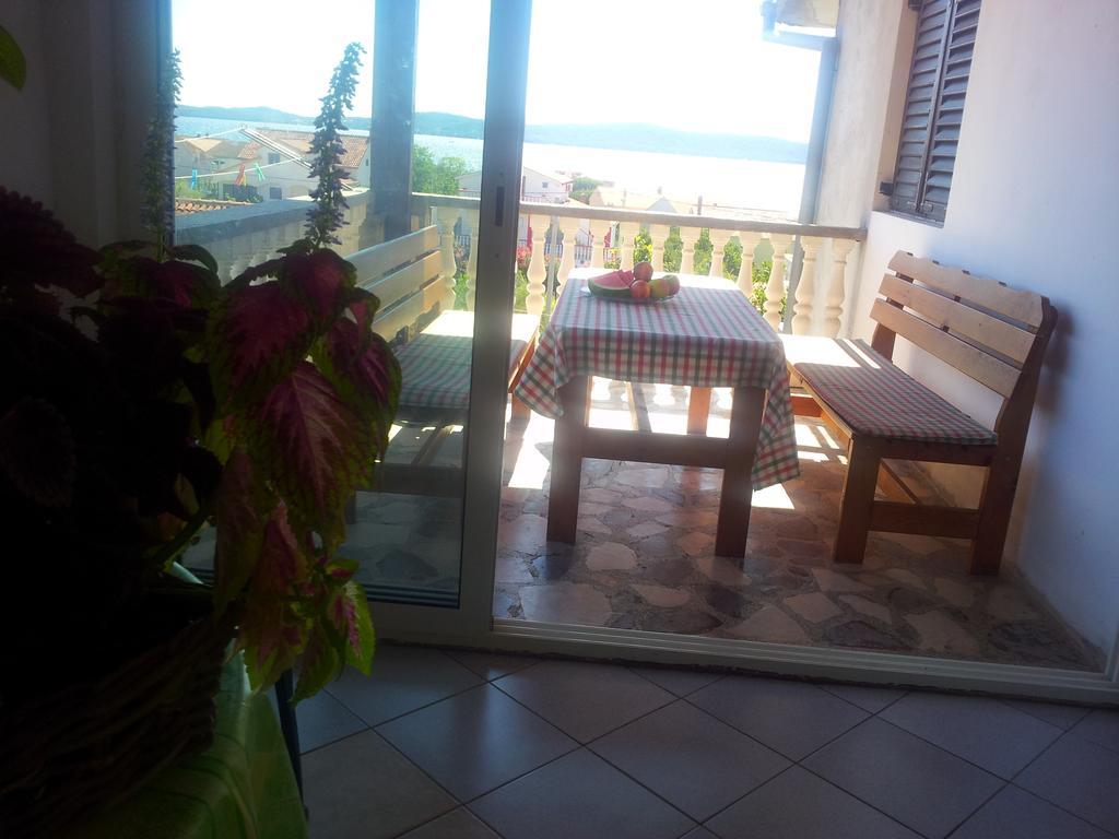 Apartment Luce And Ante Bibinje Ruang foto