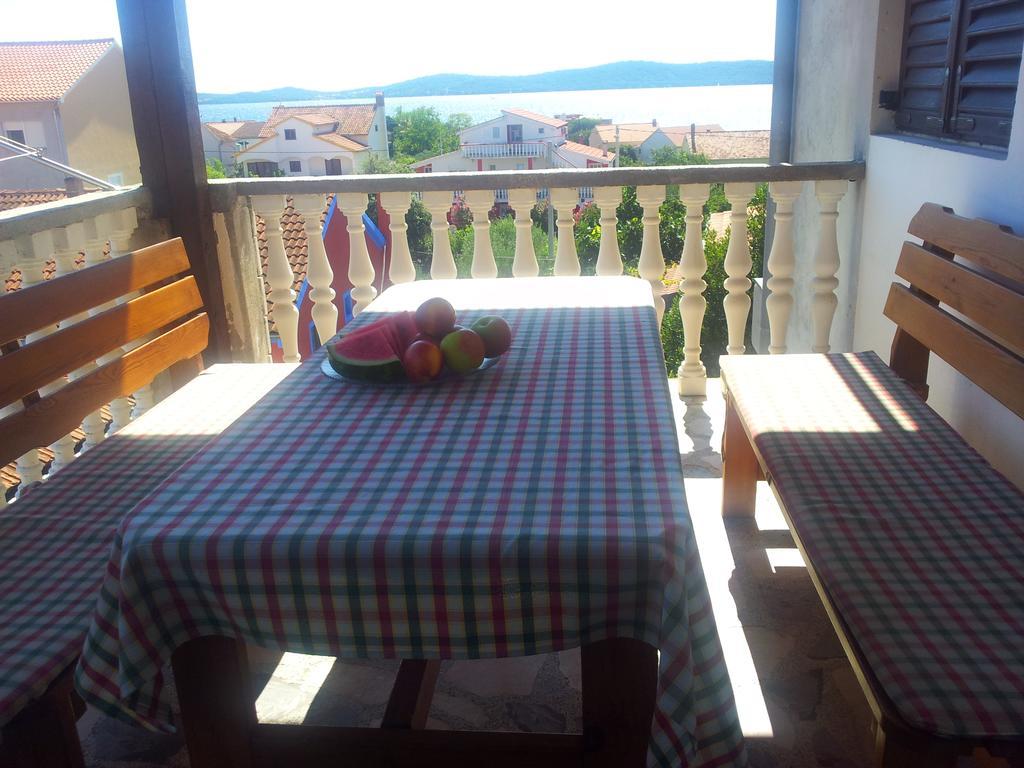 Apartment Luce And Ante Bibinje Ruang foto